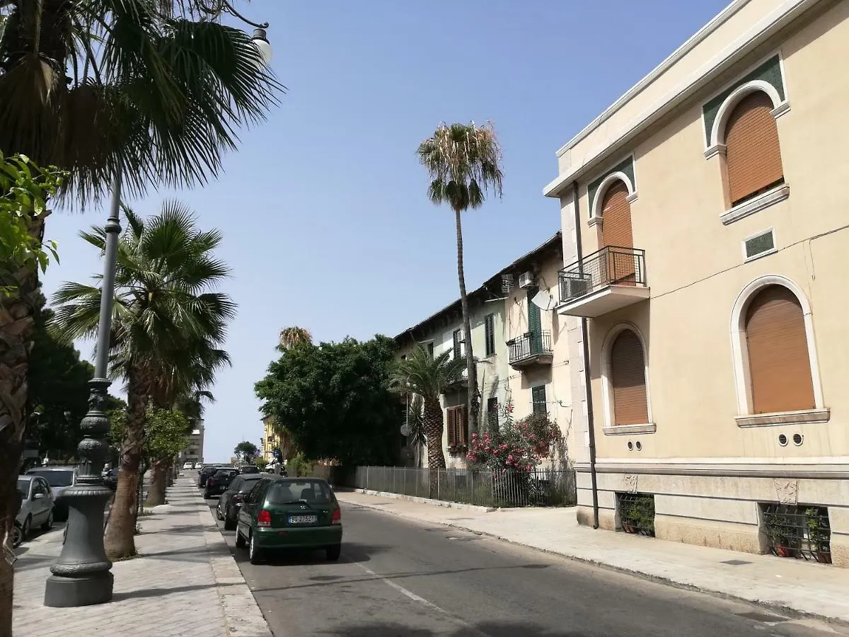 Guest House B&B Via Marina 雷焦卡拉布里亚 意大利
