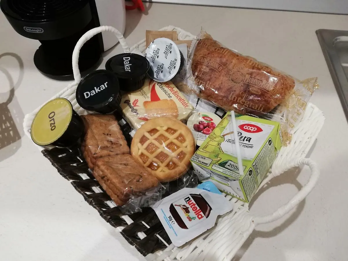 ** Alojamento de Acomodação e Pequeno-almoço Guest House B&B Via Marina Reggio di Calabria Itália